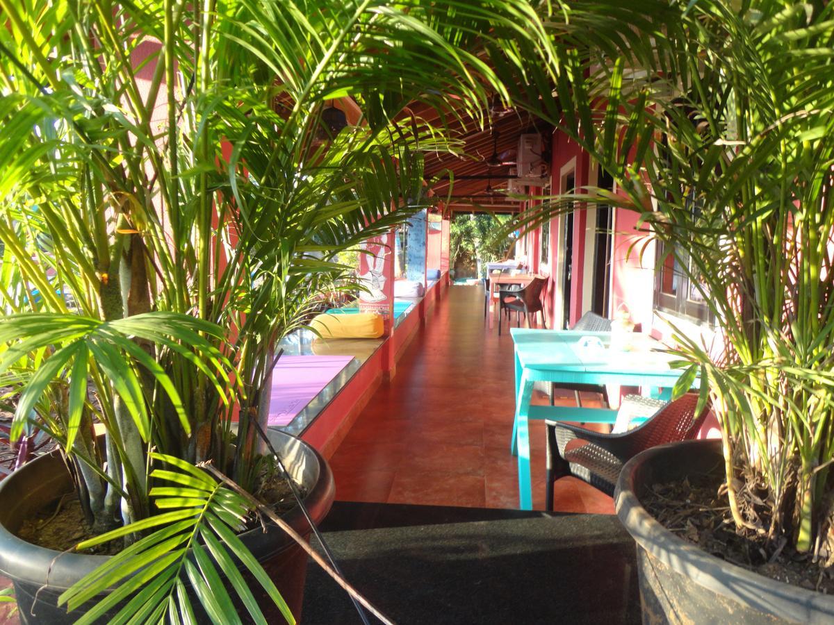 The Yuppi Hippi Female Hostel Anjuna Exterior foto