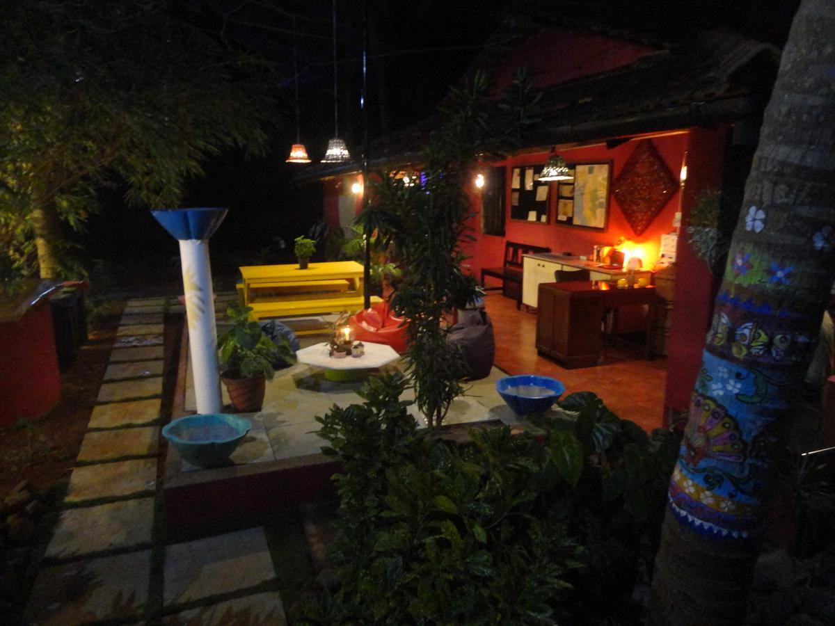 The Yuppi Hippi Female Hostel Anjuna Exterior foto