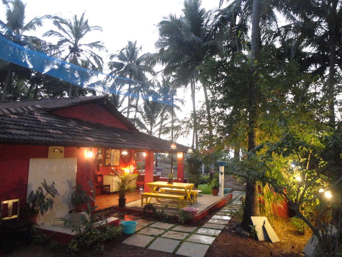 The Yuppi Hippi Female Hostel Anjuna Exterior foto